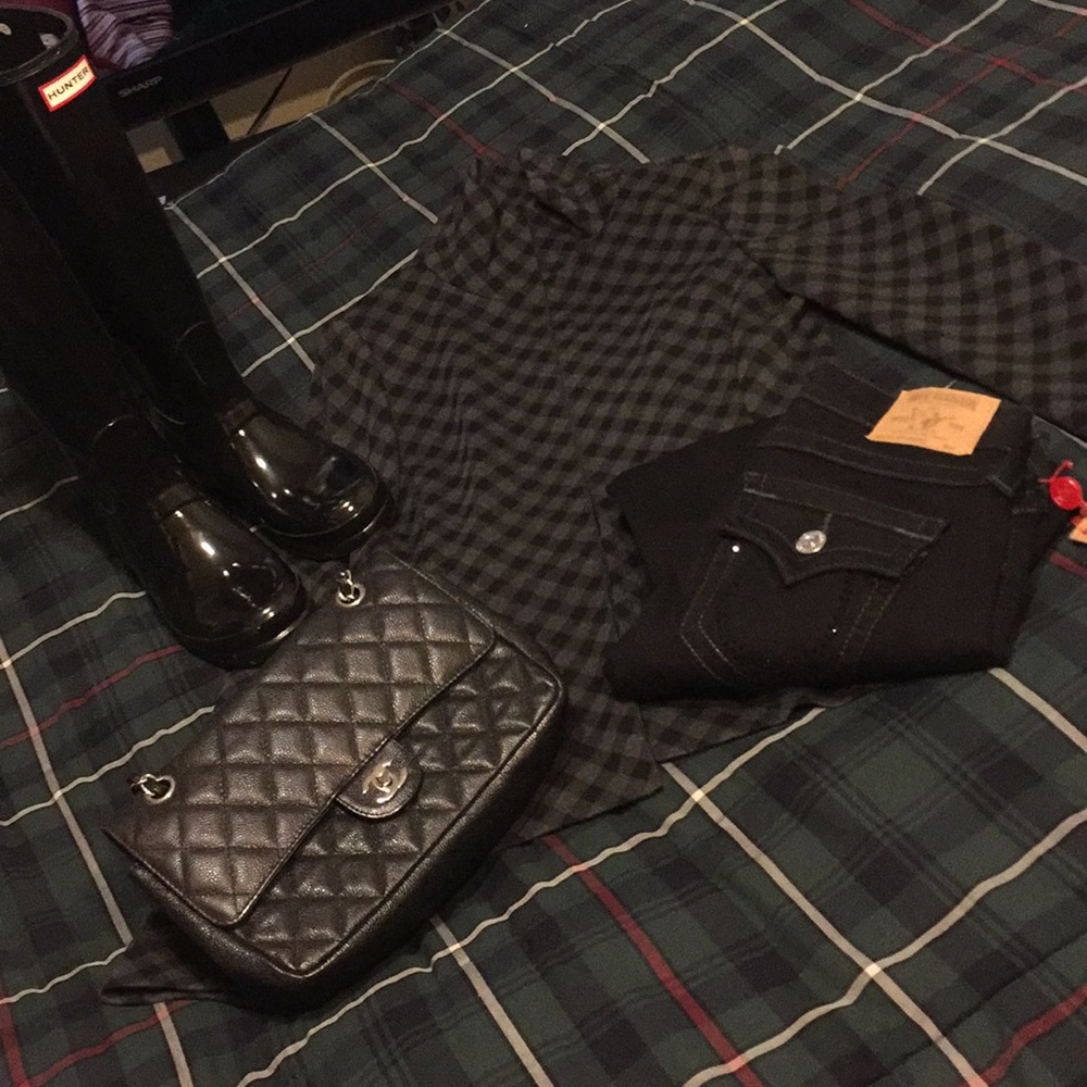 100% AUTHENTIC BLACK TRUE RELIGION DENIMS